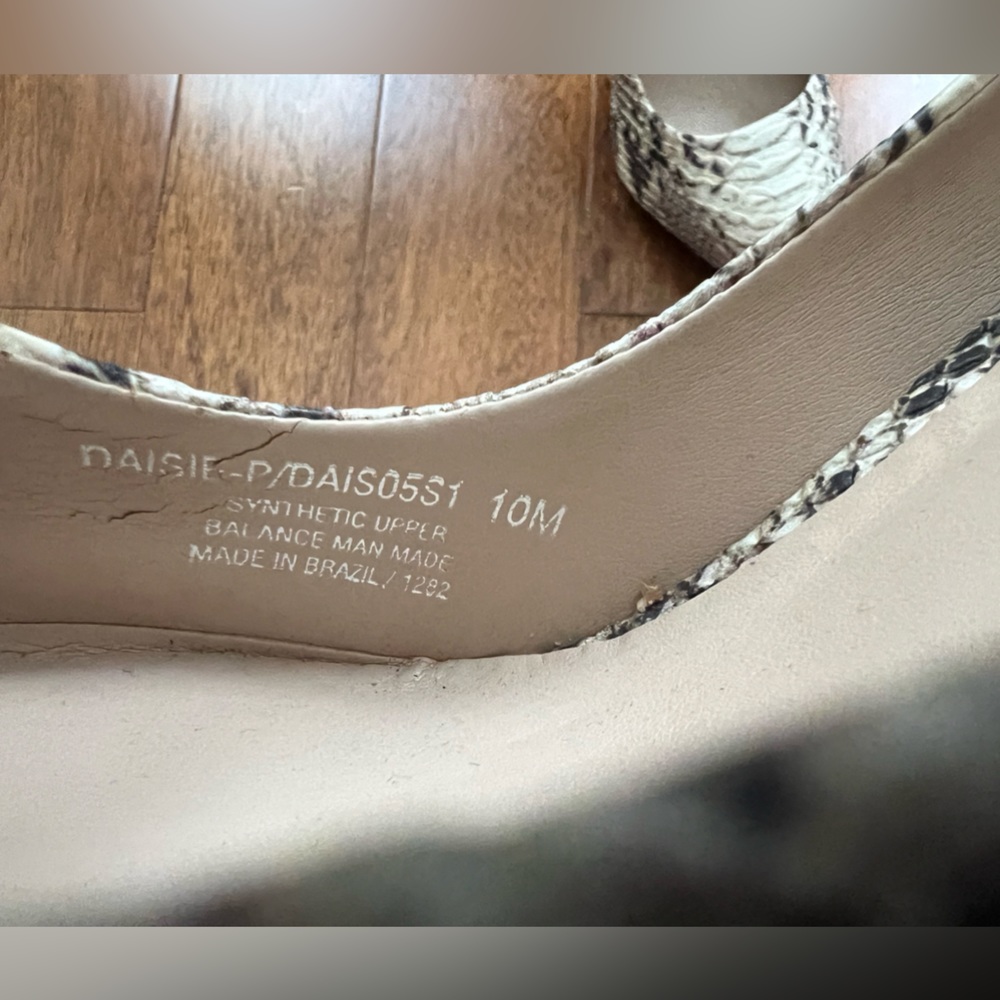Steve Madden Snake Print Pumps - Picture 6 of 7